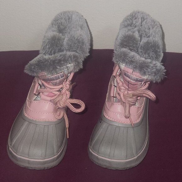 Girls London Fog Snow Boots Size 9 - Picture 1 of 6